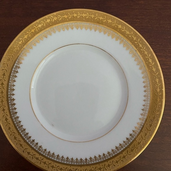 M. Redon Limoges France Antique Gold Filigree Dessert Plates – Set of 3 – 4.5” - Picture 4 of 7